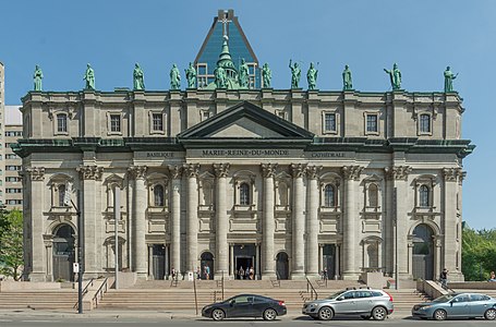 Cathédrale Marie-Reine-du-Monde