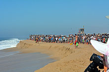 Crowds gather to watch giant waves at the Wedge, Newport Beach Crowds gather to watch giant waves at the Wedge Newport Beach.jpg