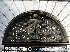 Détail du portail d'entrée de l'abbaye Notre-Dame.