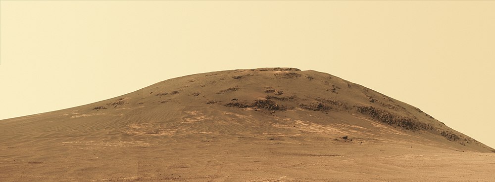 Opportunity looks north as it departs Cape Tribulation, its southern end shown here (April 2017) PIA21497capetrib.jpg