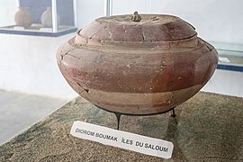 Pottery of the midden of Diorom Boumak in the Saloum Delta.