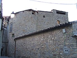 Portal i torre de Capdevila