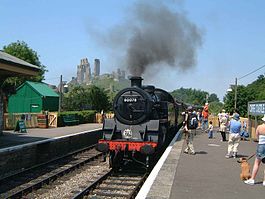 Steam Train, Corfe Castle Station 1.jpg