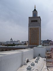 Η εικόνα “http://upload.wikimedia.org/wikipedia/commons/thumb/6/6a/Zitouna_minaret.jpg/180px-Zitouna_minaret.jpg” δεν μπορεί να προβληθεί επειδή περιέχει σφάλματα.
