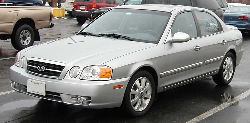 800px-2004-05_Kia_Optima.jpg