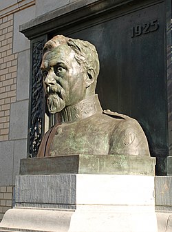 Buste d'Antoine Depage par Godefroid Devreese (1926).