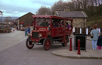 Commercar charabang fra 1921, Ingrow West station 1992