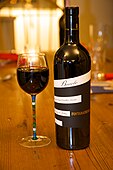 Barolo, rekna som ein av verdens beste vinar, vert produsert i Piemonte