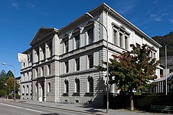 Das gemeinsame Gebäude von Glarner Landesbibliothek und Landesarchiv