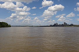 Hernando de Soto Bridge