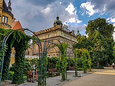 Hotel Continental v Křižíkových sadech[7]