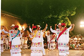 Danza Jarana, Plaza Santa Lucía, Mérida, Yucatán, México, 1987.