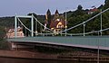 Mettlach, Brücke über die Saar mit Kirche Sankt Lutwinus im Hintergrund