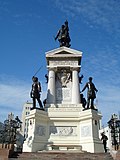 Miniatura para Monumento a los Héroes de Iquique