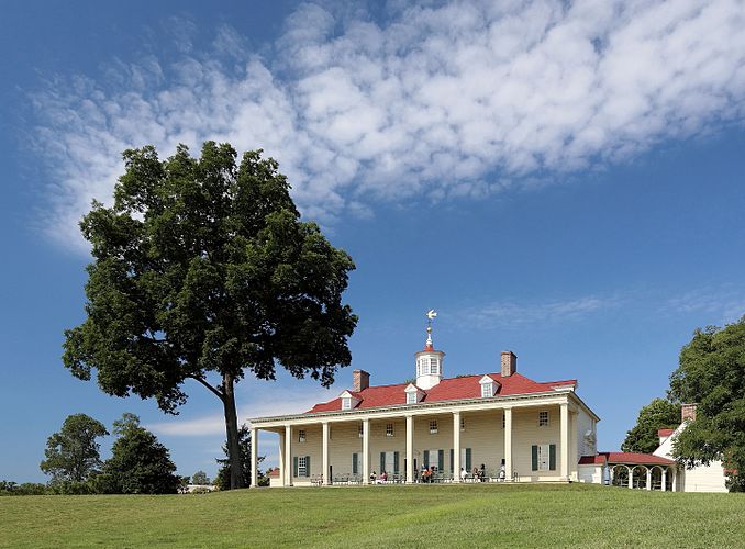 Усадебный дом Джорджа Вашингтона на принадлежавшей ему плантации Маунт-Вернон