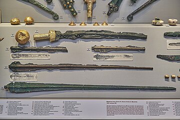 Длинные мечи из могильного круга А, Микены XVI в до н. э.