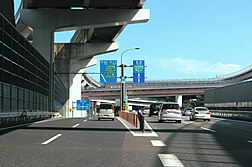 国道302号への分岐部