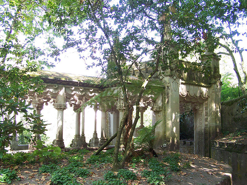 File:Palacio-da-Regaleira Loggia1 Sintra Set-07.jpg