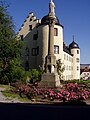 Oberschwarzach, Schloss mit Mariensäule