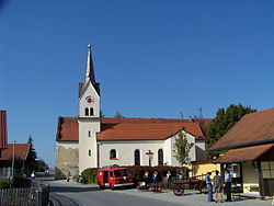 Skyline of Aufhausen