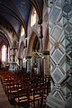 Pilier intérieur de l'église.