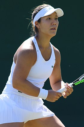 Kristie Ahnová v kvalifikaci Wimbledonu 2018