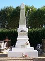 Le monument aux morts dans le cimetière de l'église (septembre 2012).