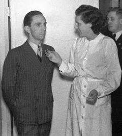 Joseph Goebbels with film director Leni Riefenstahl in 1937 Bundesarchiv Bild 183-S34639, Joseph Goebbels und Leni Riefenstahl crop.jpg