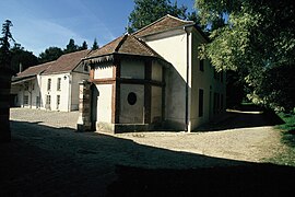 Château de Châtenay, ancienne ferme.