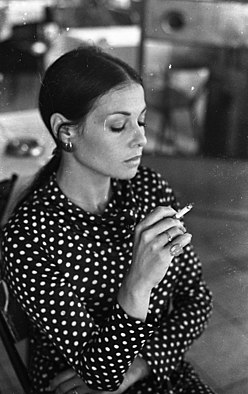 גילה אלמגור, תל אביב, 1969.