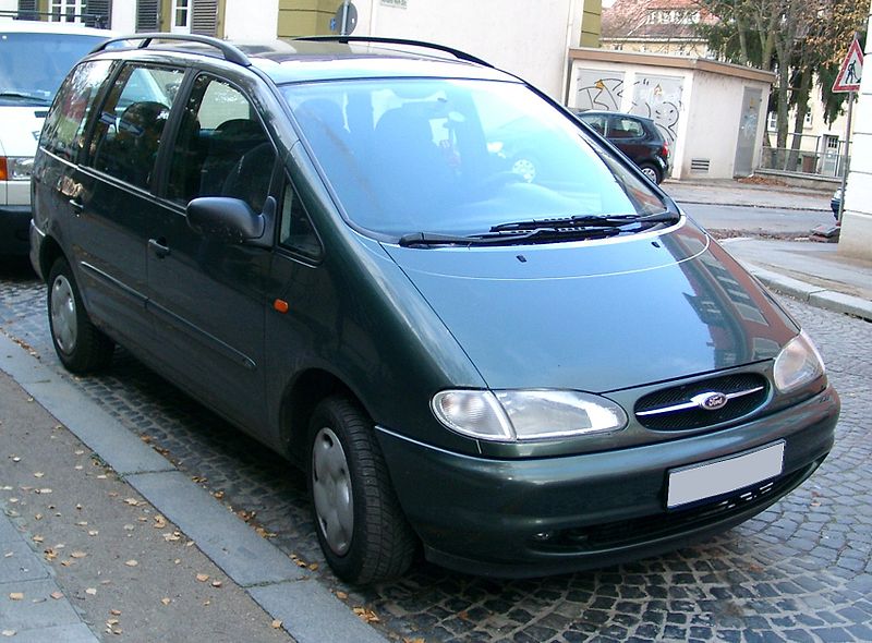 800px-Ford_Galaxy_front_20071115.jpg