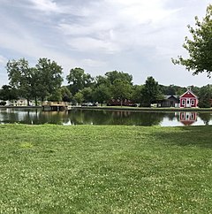Парк наследия в Тейлоре, Мичиган, июль 2020.jpg