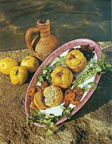 Heyva dolması Azerbaijani cuisine.jpg