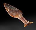 De Hindsgavl Dagger, een c.30 cm vuurstenen dolk (ca.1800 BCE). Geïnspireerd door de Europese bronstijdculturen.
