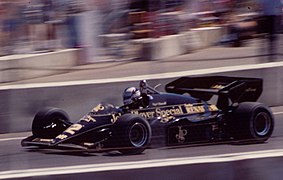 Lotus 95T (1984).