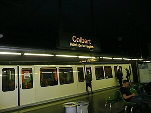 科贝尔站的站牌