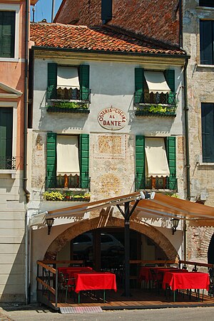 English: A restaurant in Treviso, Italy.