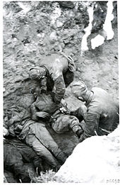Soviets bury their fallen, July 1944 Russians bury their fallen. Kollaanjoki 15.-16.7. 1944. Kollaanjoki 15 to 16.7. 1944..jpg
