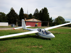 PW-6 auf dem Flugplatz Sanok