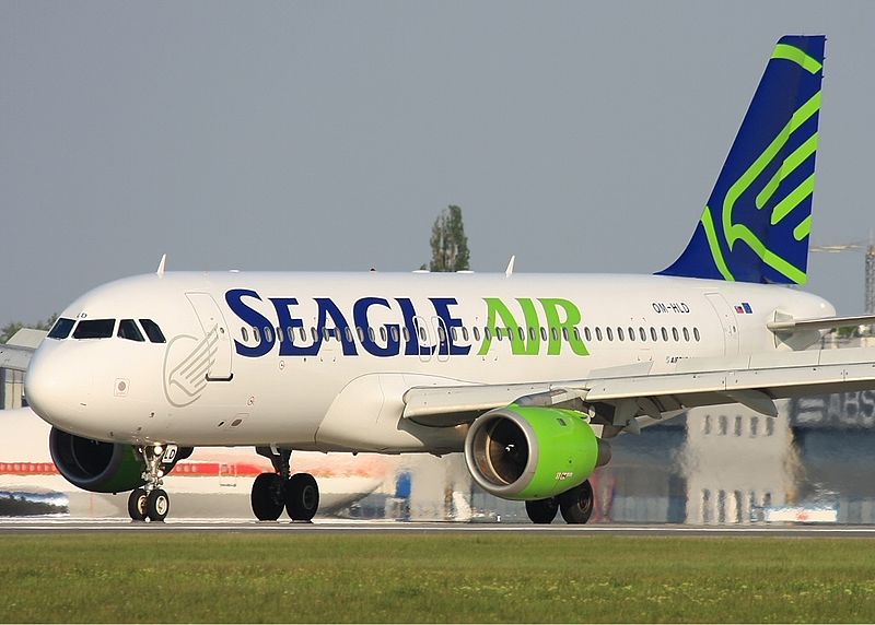 800px-Seagle_Air_Airbus_A320_Lebeda-1.jpg