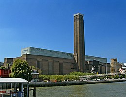 Tate Modern viewed from Thames Pleasure Boat - geograph.org.uk - 307445.jpg