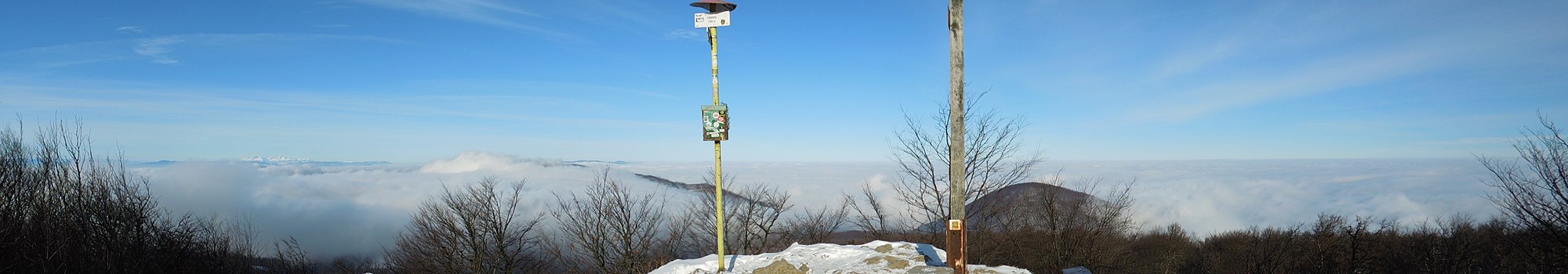 180° panoramatický výhľad z vrcholu Šimonky počas inverzie