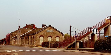 Vue depuis la place de la gare.