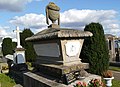 Monument funéraire de Hyacinthe Martin Bizet. Cimetière Saint-Martin de Brest.