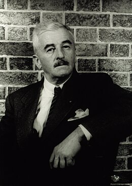 Potret William Faulkner