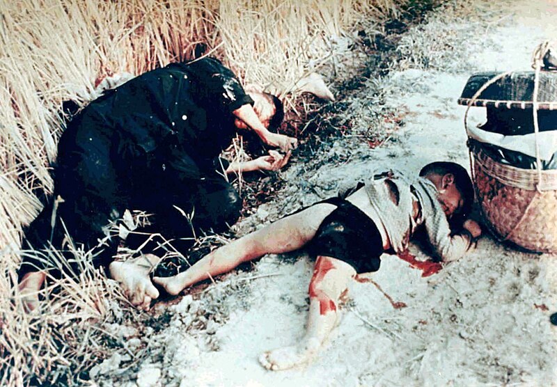 File:Dead man and child from the My Lai massacre.jpg