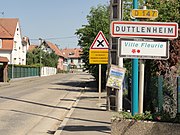 Entrée du village de Duttlenheim, en venant du sud.