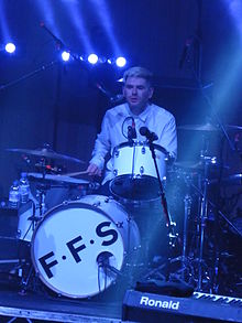 FFS (Franz Ferdinand & Sparks) @ Albert Hall, Manchester 25-8-2015 (20906203585).jpg