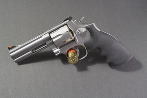 S & W 686