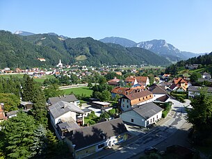 Blick auf Pernegg vom gegenüberliegenden Ortsteil Kirchdorf